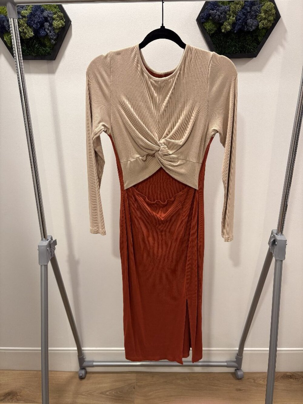 Colorblock Twist Front Dress